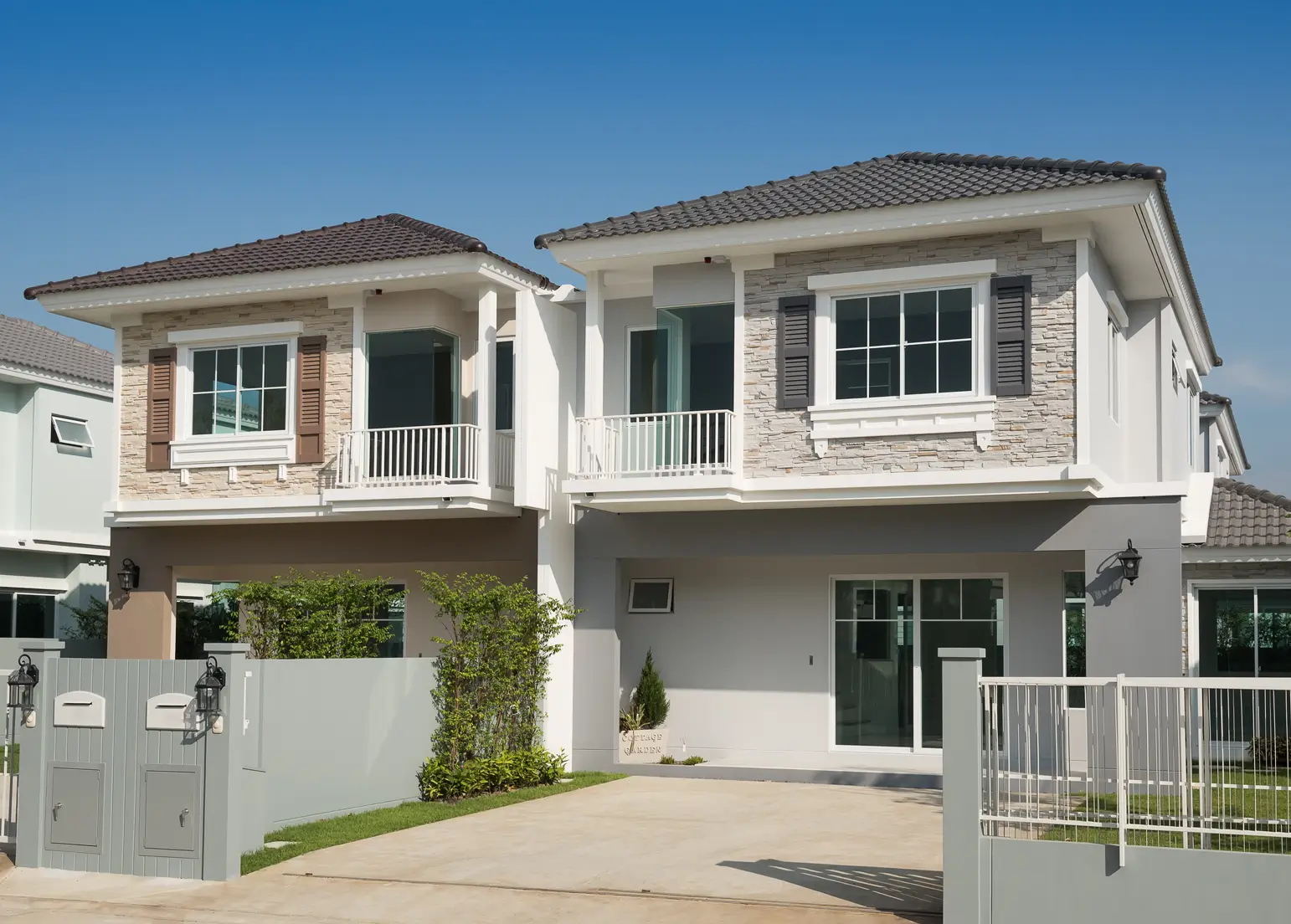 townhomes_370x265
